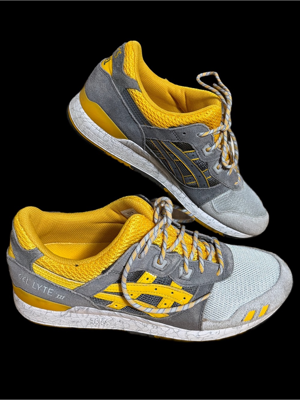 Asics Men's Gray and Yellow Athletic Sneakers